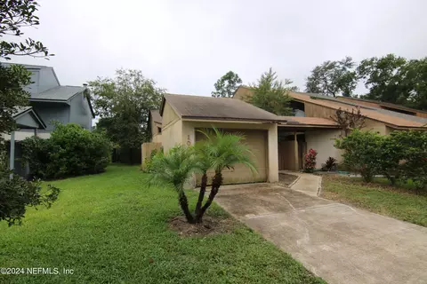 10062 S Romaine Cir, Jacksonville, FL 32225