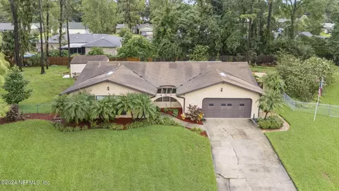 216 Chestnut Ct, Orange Park, FL 32073