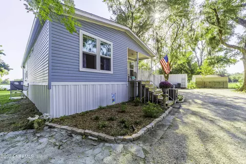 116 Mangels Dr, Interlachen, FL 32148
