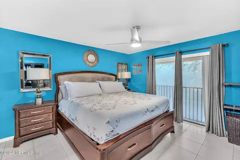 5841 Washington St #63, Hollywood, FL 33023