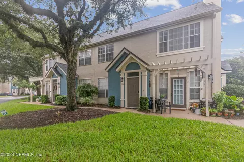 13703 Richmond Park Dr N #2106, Jacksonville, FL 32224