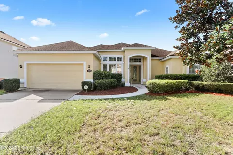 3550 Victoria Lakes Dr N, Jacksonville, FL 32226