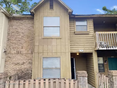 4259 Polo Ct, Jacksonville, FL 32277