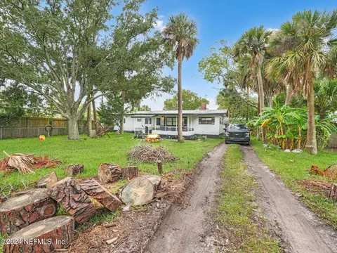 9873 Heckscher Dr, Jacksonville, FL 32226