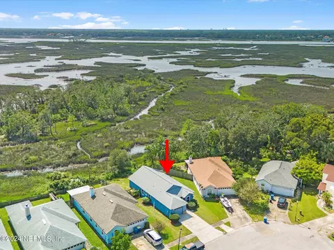 1620 Cove Landing Dr, Atlantic Beach, FL 32233
