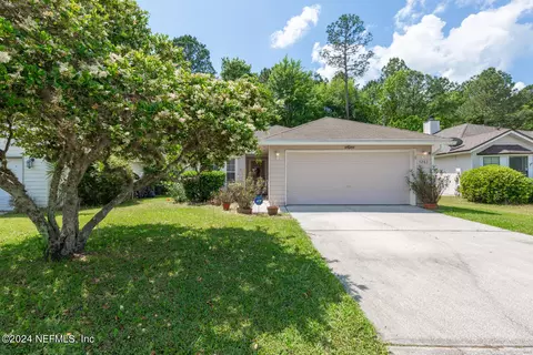 4263 Hanging Moss Dr, Orange Park, FL 32073