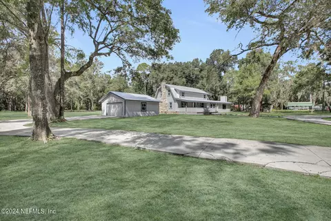 107 Dinkla Ln, Palatka, FL 32177