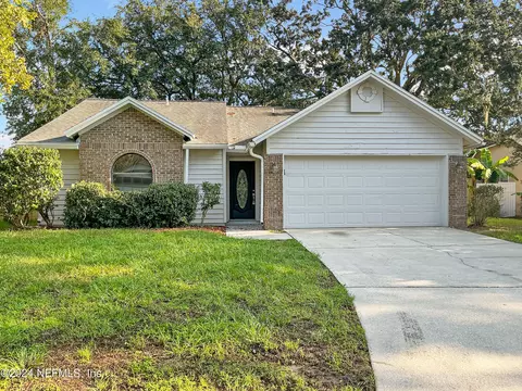 7419 Amandas Crossing Dr N, Jacksonville, FL 32244