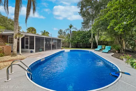 4850 Brighton Dr, Jacksonville, FL 32217