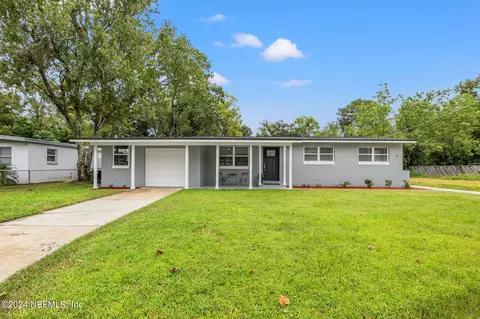 4603 Daughtry Blvd E, Jacksonville, FL 32210