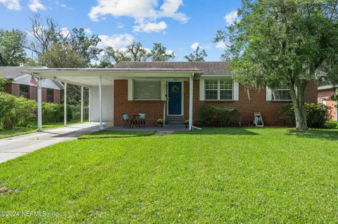 5320 Poppy Dr, Jacksonville, FL 32205