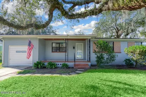 2404 Gayland Rd, Jacksonville, FL 32218