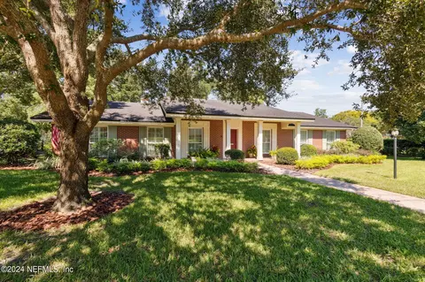 4308 Heaven Trees Rd, Jacksonville, FL 32207