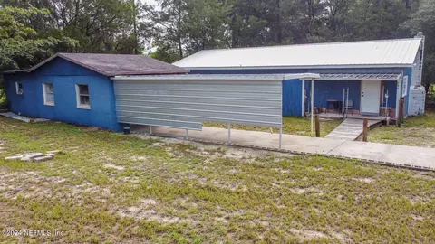 244 3rd Way, Interlachen, FL 32148