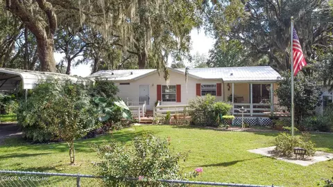 113 Velvet St, Interlachen, FL 32148