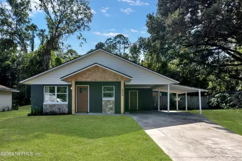 605 S West St, Green Cove Springs, FL 32043