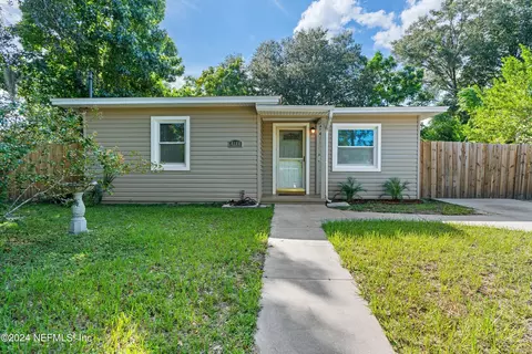 4140 Ruby Dr E, Jacksonville, FL 32246