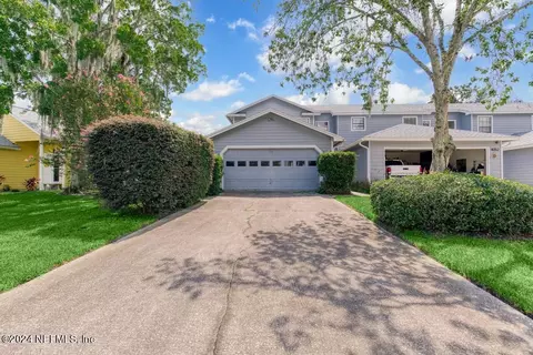 4054 Laurelwood Dr, Jacksonville, FL 32257