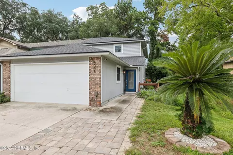 3038 Paddle Creek Dr, Jacksonville, FL 32223