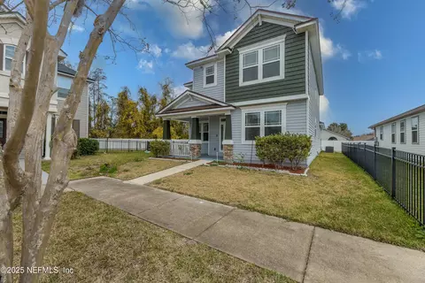 394 Vineyard Ln, Orange Park, FL 32073