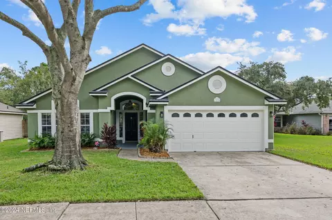 13230 Mendenhall Pl, Jacksonville, FL 32224
