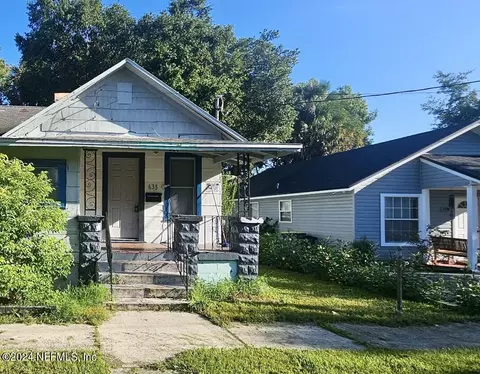 635 Odessa St, Jacksonville, FL 32206