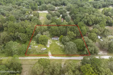 9053 SE 51st Loop, Hampton, FL 32044