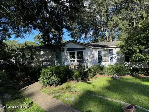 275 Manson Ln, Jacksonville, FL 32220