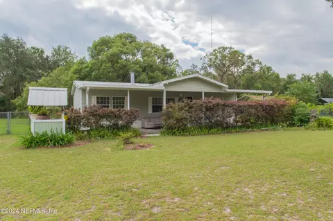 413 3rd Ave, Satsuma, FL 32189