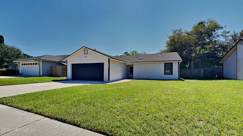 8438 Gemini Rd, Jacksonville, FL 32216