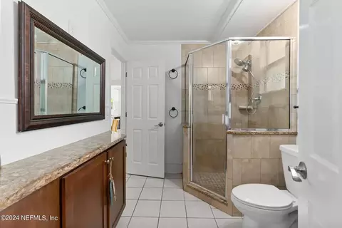 Bath - 152 Manresa Rd, Saint Augustine, FL 32084 photo 3 of 4