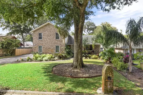 10916 Dover Cove Ln, Jacksonville, FL 32225
