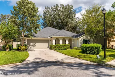 5351 Gage Oaks Dr, Jacksonville, FL 32258