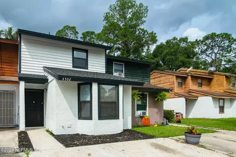 4502 Melissa Ct W, Jacksonville, FL 32210