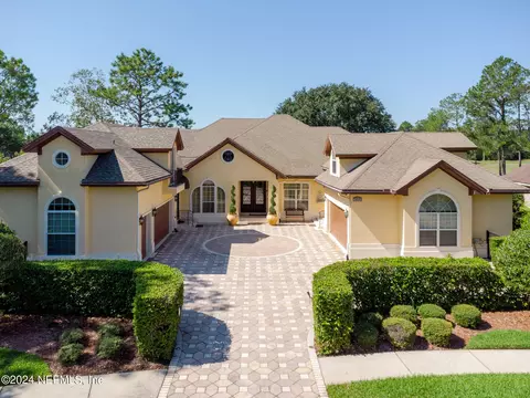 9934 Chelsea Lake Rd, Jacksonville, FL 32256