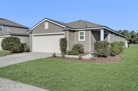 2511 Tall Grass Rd, Green Cove Springs, FL 32043