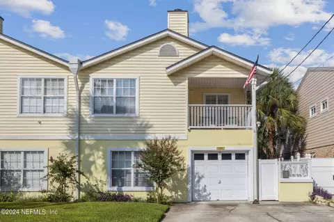 132 East Coast Dr, Atlantic Beach, FL 32233