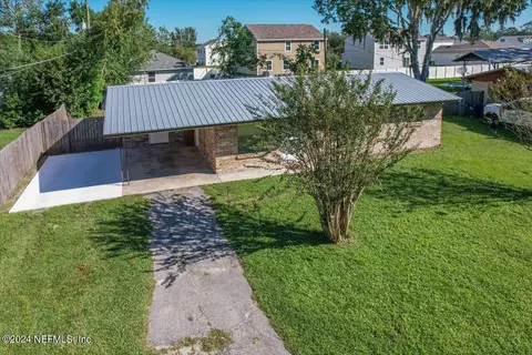 403 Jerry Cir, Macclenny, FL 32063