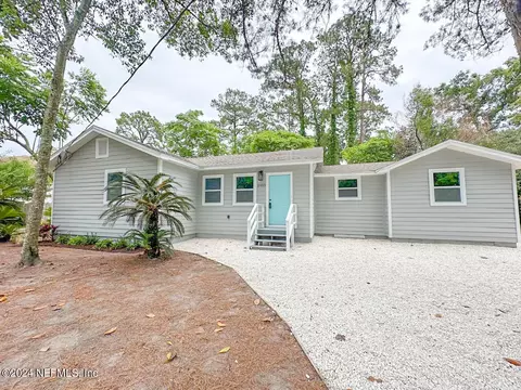 2333 Schumacher Ave, Jacksonville, FL 32207