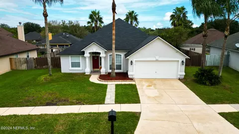 12205 Madison Creek Dr, Jacksonville, FL 32258
