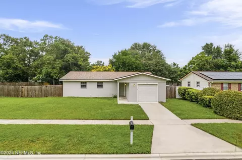 8223 Frost St S, Jacksonville, FL 32221