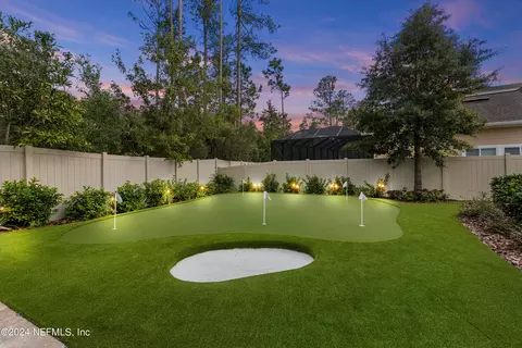 131 Manor Ln, Saint Johns, FL 32259