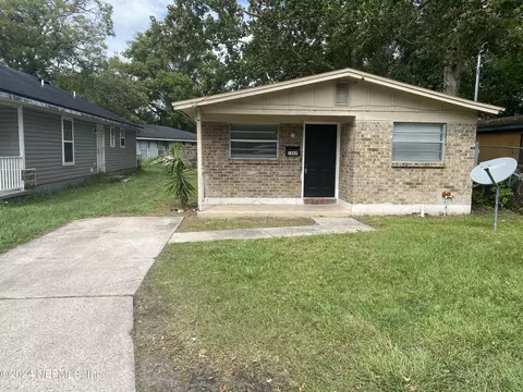 1869 Jr St, Jacksonville, FL 32209