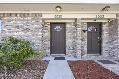 6030 Du-clay Rd, Jacksonville, FL 32244