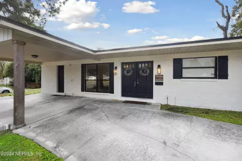 11406 Avery Dr, Jacksonville, FL 32218