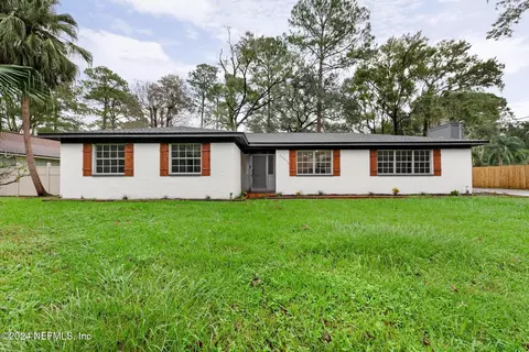 13073 Mandarin Rd, Jacksonville, FL 32223