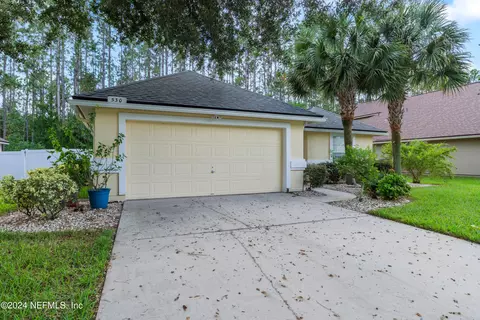 530 Chestwood Chase Dr, Orange Park, FL 32065