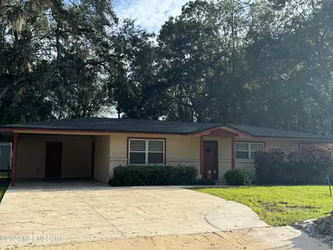 540 E Mciver Ave, Macclenny, FL 32063