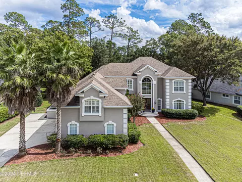 1637 Country Walk Dr, Fleming Island, FL 32003