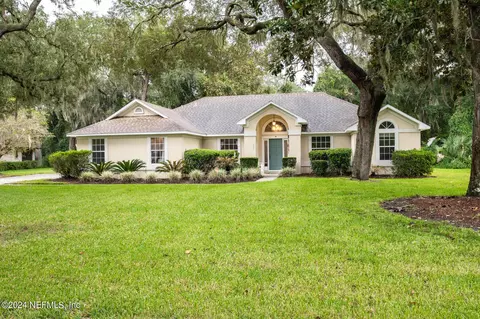 697 Standish Dr, Saint Augustine, FL 32086